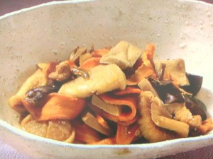 干し野菜の煮物