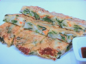 簡単ニラと新玉ねぎのチーズのチヂミ