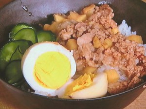春野菜の台湾風そぼろご飯
