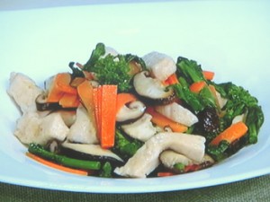 鶏むね棒と春野菜の塩炒め