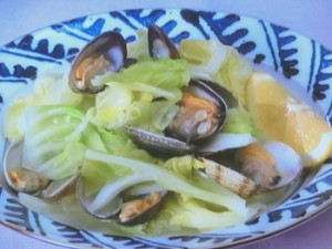キャベツとあさりのシンプル蒸し