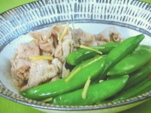 スナップえんどうと豚肉の煮物