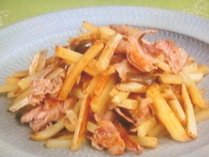 新じゃがと豚肉のザーサイ炒め
