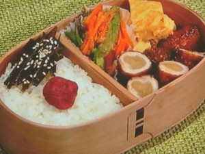 グリーンアスパラと春にんじんのおかかあえ