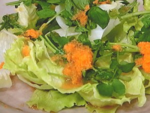 クレソンとレタスのちぎりサラダ