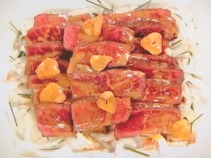 牛肉のたたき にんにくごまソース