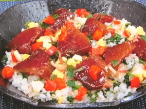 初ガツオの彩りちらし