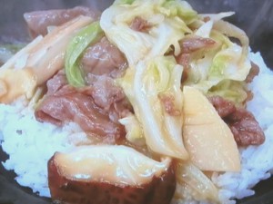 牛肉とキャベツの中華丼