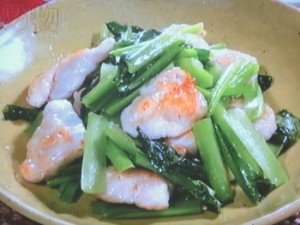 鶏肉と小松菜の炒め物