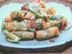 もこみち流 豚肉の揚げワンタン〜エスニックソース