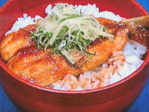 イワシのかば焼き丼