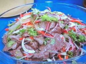 牛肉のエスニックサラダ