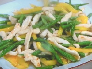鶏肉といんげんのザーサイ炒め