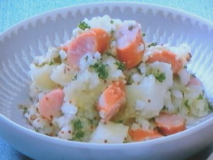 じゃがいもとソーセージのサラダ