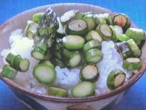 焼きアスパラのごはん