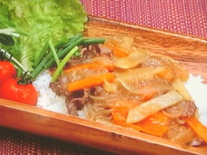 肉ジャガ丼