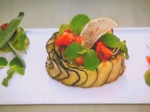 もこみち流 牛ひき肉とズッキーニのセルクル詰め
