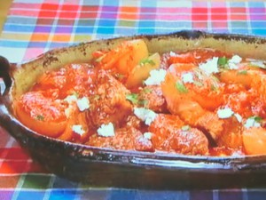 もこみち流 牛肉と玉ねぎのトマト煮