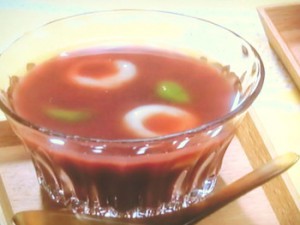 豆腐入り2色白玉の冷しるこ