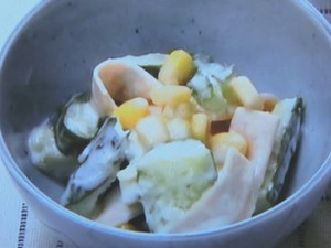 ハムときゅうりの和え物