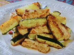 ズッキーニとかじきのアンチョビ炒め