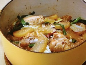 大根と骨付き鶏の甘辛春雨煮