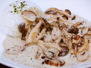 キノコクリームシチュー
