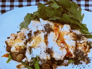 鶏むね肉と春菊のサラダプレート