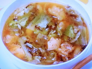 鶏とキャベツのスープ