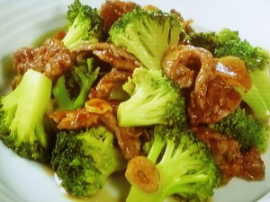 ブロッコリーと牛肉のオイスターソース炒め