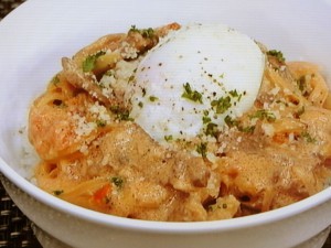 ビーフストロガノフ丼