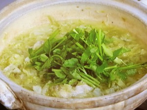 乳酸キャベツと鶏肉の香味鍋