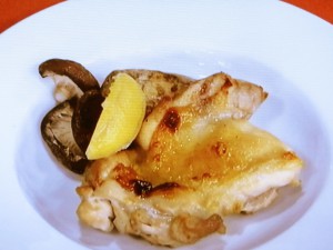 鶏もも肉のグリル スパイスレモン塩風味