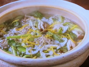 れんこん鶏だんごとチンゲン菜の塩こうじ鍋