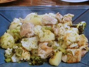 ブロッコリー、カリフラワー、鶏肉の塩炒め