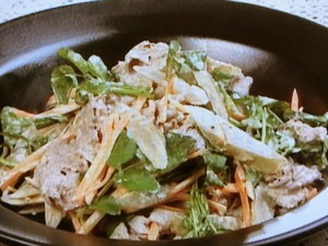 ごぼうと牛肉の粒マスタードマヨソース
