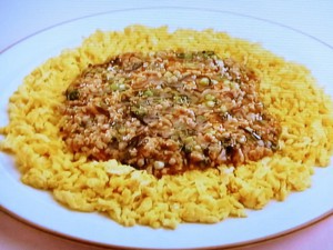 そぼろ卵の肉あんかけ