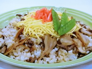 牛肉と舞茸のちらし寿司
