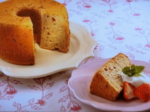 いちご大福風シフォンケーキ