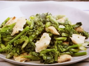 菜の花と鶏肉のアンチョビー炒め