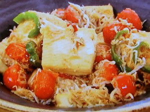シラスと豆腐のゴマ炒め