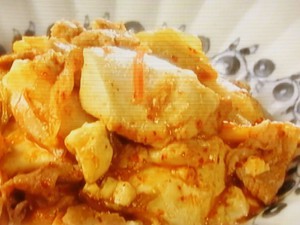 キムチ肉豆腐