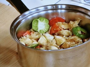 パクチーと魚介のマリネサラダ