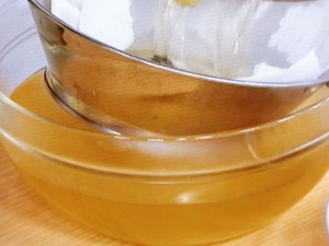 丸鶏スープ