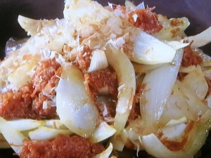 新たまねぎとコンビーフの炒め物