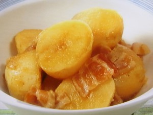 新じゃがとベーコンの甘辛煮