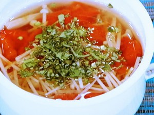 トマトとえのきのスープ
