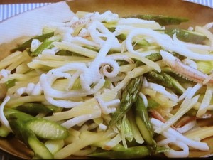 新じゃが、いか、アスパラの塩炒め