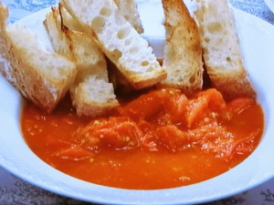 自家製フレッシュトマトソースでパン・コン・トマテ