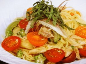 トマトとオイルサーディンのパスタ